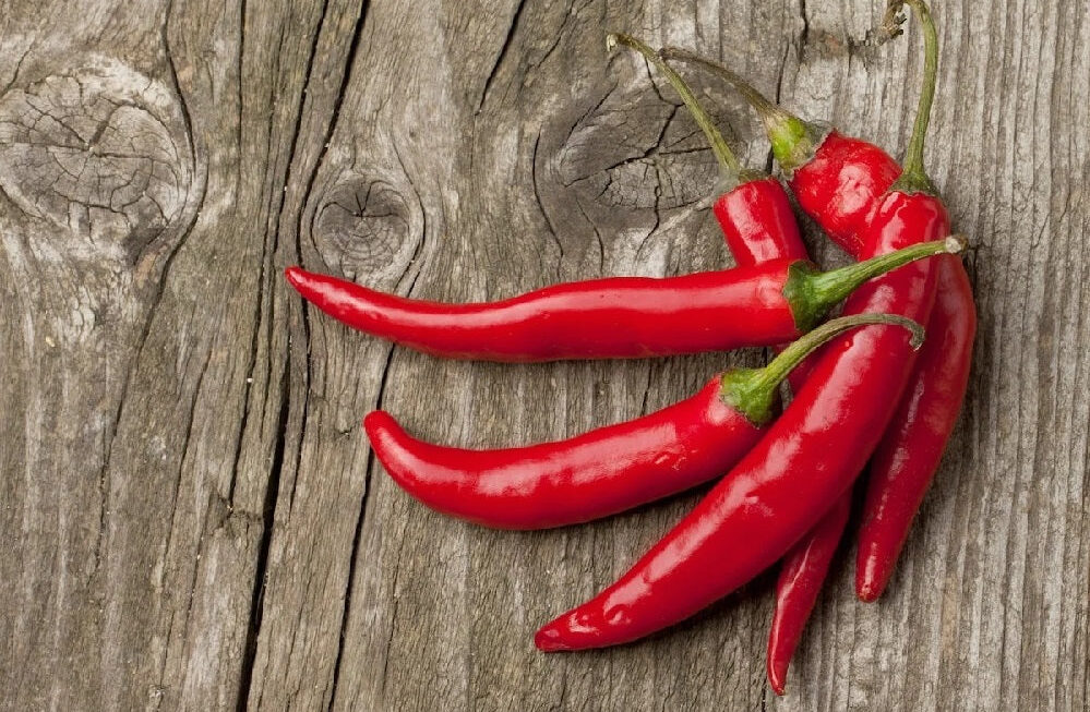 Does Cayenne Pepper Hurt Birds? Explained